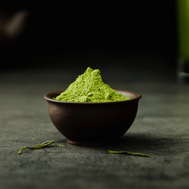 chawan con matcha japonés